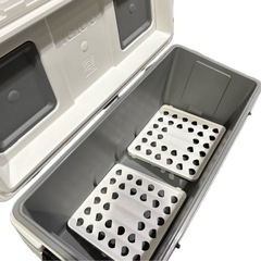 クーラーボックス　大型　IGLOO  MAX COLD の画像