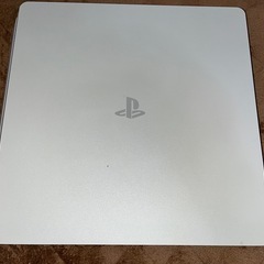 取引確定 
PS4 500GB 箱無し ソフト付き 
