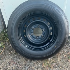 　ハイエース　純正タイヤ4本set値下げ
  