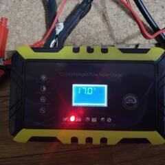 12Vパルス修復型バッテリー充電器の画像