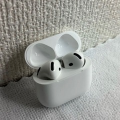 AirPods 4 ノイズキャンセリングなしのバージョン本体