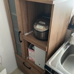 キッチン収納棚