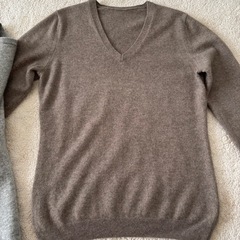美品　カシミヤ 100% セーター2枚　レディース　M〜Lサイズ　　の画像