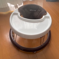 ベビー歩行器の画像