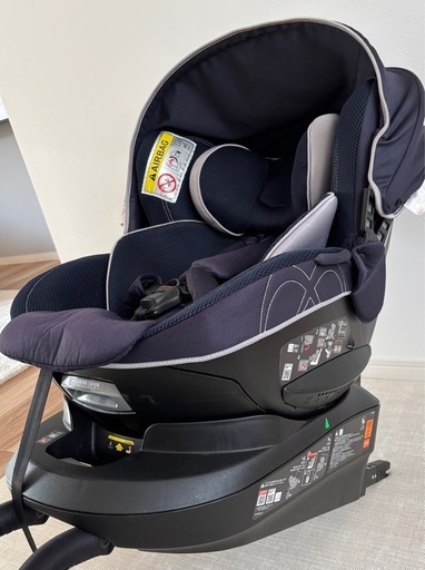 【お取引先決定】日本製　エールべべチャイルドシート　ISOFIX 回転式　新生児〜18キロ　ネイビー
