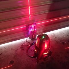 値下げ🌃シンワ　レーザーロボneo51　受光機付きの画像