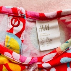 H&M 花柄ベビー服　9-12Mの画像