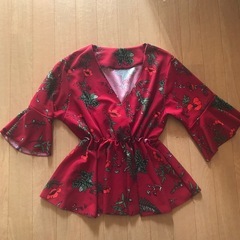 値下げ レディース服の画像