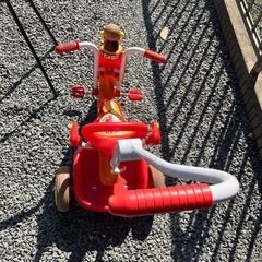 アンパンマン三輪車の画像