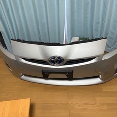 プリウスバンパー