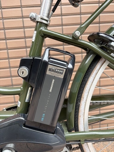 【大阪市内発送無料】ブリヂストン電動自転車です。 ブリヂストン アシスタU LT (ライト) 電動自転車 26インチ