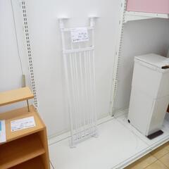 ★ジモティ割あり★  突っ張りラック 白 H×D30×W116 クリーニング済み OJ8224の画像