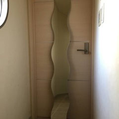 IKEAのミラーウェーブ　鏡
 