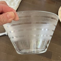 IKEA  　ガラス　サラダボウル　器　2個セットの画像