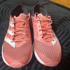 adidas ランニングシューズ　22.5cmの画像