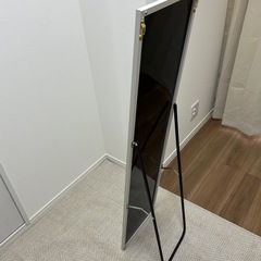 全身鏡の画像