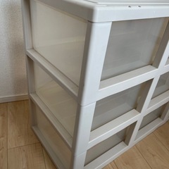 3段　衣装ケースの画像