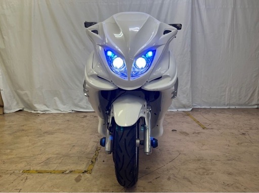 【中古】ヤマハ マジェスティC SG03J かち上げマフラー エアクリ 4スピーカー エナメルシート ホワイトフルカスタム 直接引取可　所沢市 中古】ヤマハ マジェスティC SG03J かち上げマフラー エアクリ 4