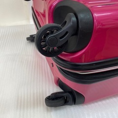 No.598 中古スーツケースSサイズピンクの画像