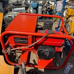 新ダイワ エンジン溶接機/発電機 ガソリン マイティウェルダー 100Vコンセントの画像