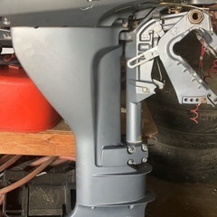 ヤマハ 9.9馬力船外機　燃料タンクやホースが付いてますの画像