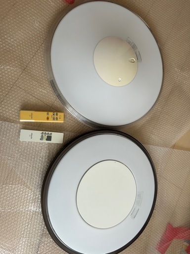 LEDシーリングライト（2台まとめて）