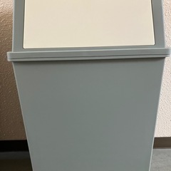 大型　ゴミ箱