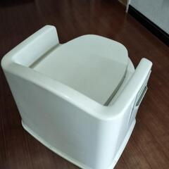 ポータブルトイレの画像