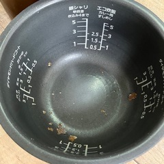 【最終値下】炊飯器（パナソニック SR-HX103 IH炊飯器 5.5合炊き 2013年製）の画像