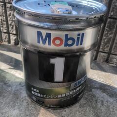Mobil1エンジンオイル 5w30  使いかけ約6.6L