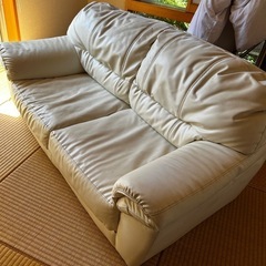 2人掛けソファー　無料の画像