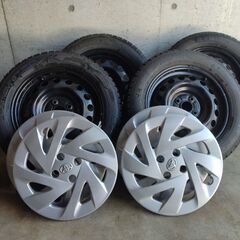 185/60R15スタッドレスタイヤ