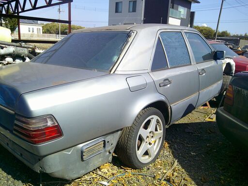 メルセデス―ベンツ124-500Eポルシエライン部品取り車各種部品販売