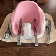 Bumbo ベビーマルチシート　ピンク
