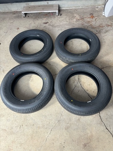 新品タイヤ175/80R16