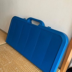ピクニックテーブル