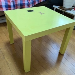 【0円早いもの勝ち】IKEA正方形55cm黄色いテーブル0円