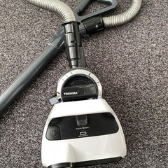 東芝クリーナー　掃除機
の画像
