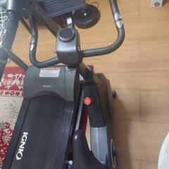 組み立て前電動エアロバイクの画像