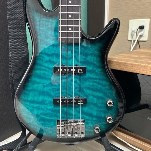 美品 初心者向けエレキベース プレシジョンベース プレベ ブラック 黒