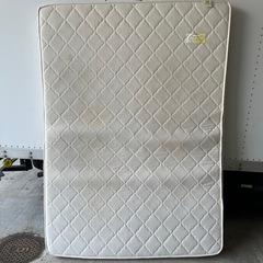 イタリア製マットレス ダブルサイズ 中古