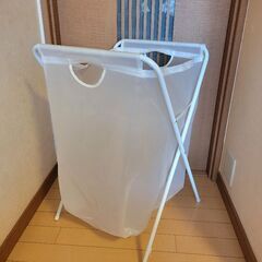 IKEA　折りたたみ　ランドリーバスケット