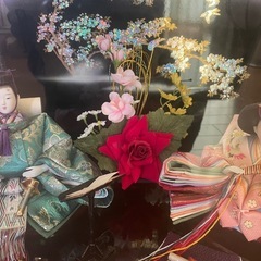 ガラスケース入り　雛人形の画像