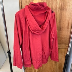 ☆値下げ☆　HA2502-208 ELUJU TRAVELERS マウンテンパーカ レッド サイズ:L 毛玉汚れ有り　の画像