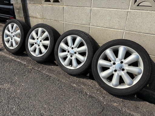 タイヤホイール　165/55 R15