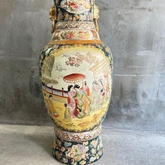 花瓶　黄銅製の花瓶　海外の花瓶　インテリア　　工芸品　美術品　骨董品 中国古美術 壺 花瓶 古銅製 アンティーク 骨董品 中国美術 中国古玩 大