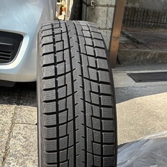 スタッドレスタイヤ　ホンダフリード5穴
