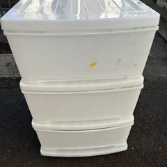 収納ケース３段の画像