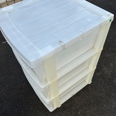 収納ケース３段の画像