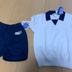 平一小、新品体育着と中古パンツの画像